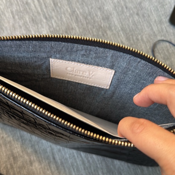 Clare V NWT flat clutch with tabs black crocodile snakeskin - Picture 2 of 7